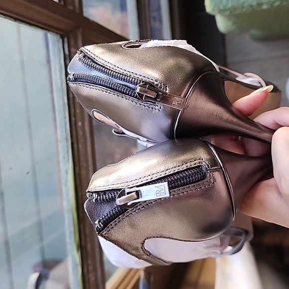 Pelle Moda Ruby Sandal in PEWTER size 10 - Picture 4 of 13